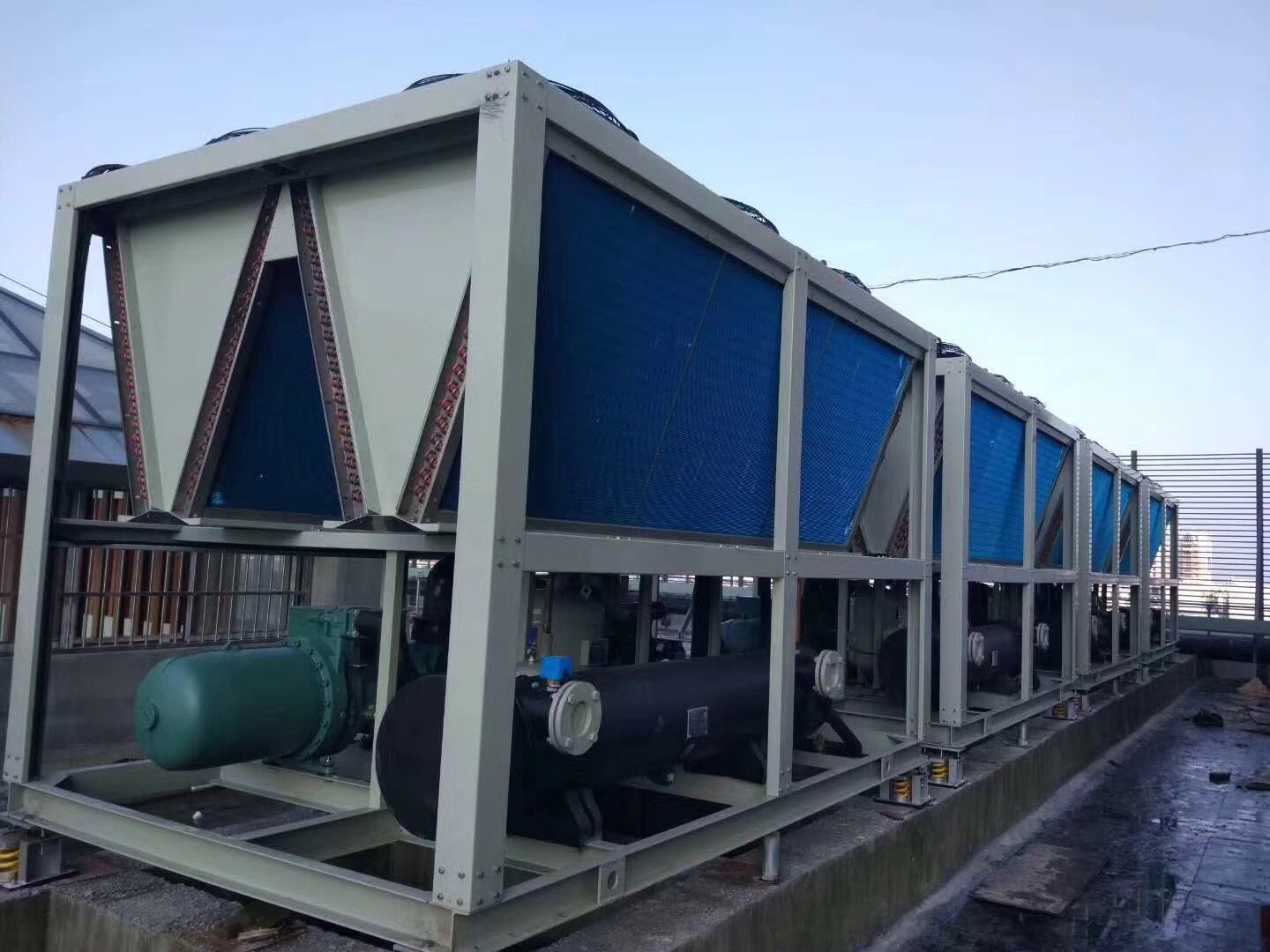 肯道節能｜如何判斷工業冷水機是否節能與高效